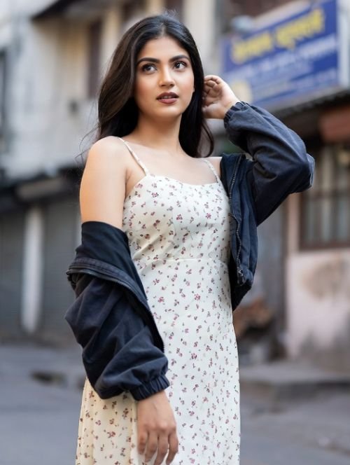 Aleena Khan Defence Colony Call Girl