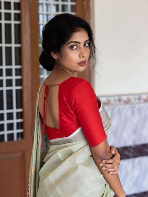 Amrita Defence Colony Call Girl